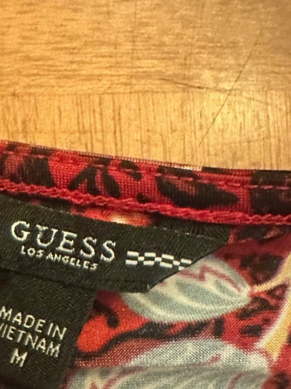 Guess Floral Long Sleeve Ruched Stretch Top Red Yellow Purple M - Picture 5 of 5